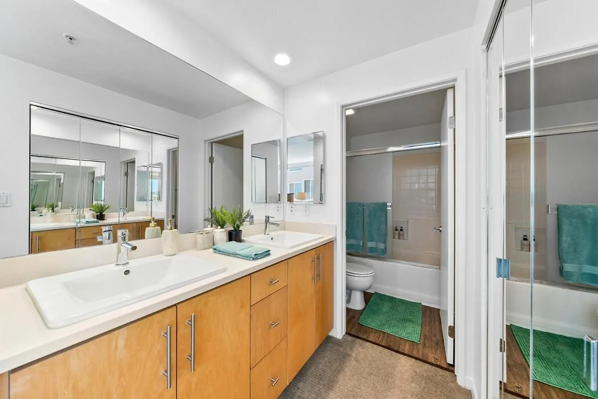 Apartment The Pearl - Penthouse Marina View Private Rooftop Los Angeles United States